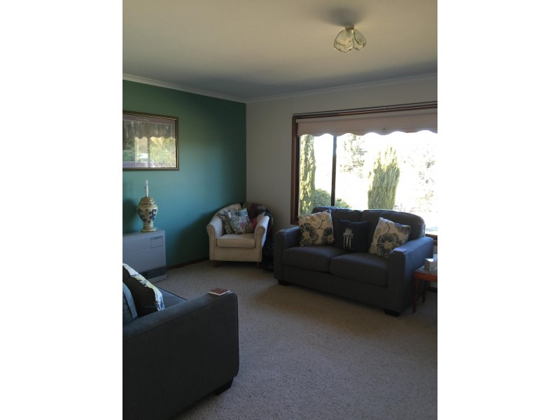 27 STOKE STREET, Adaminaby NSW 2629