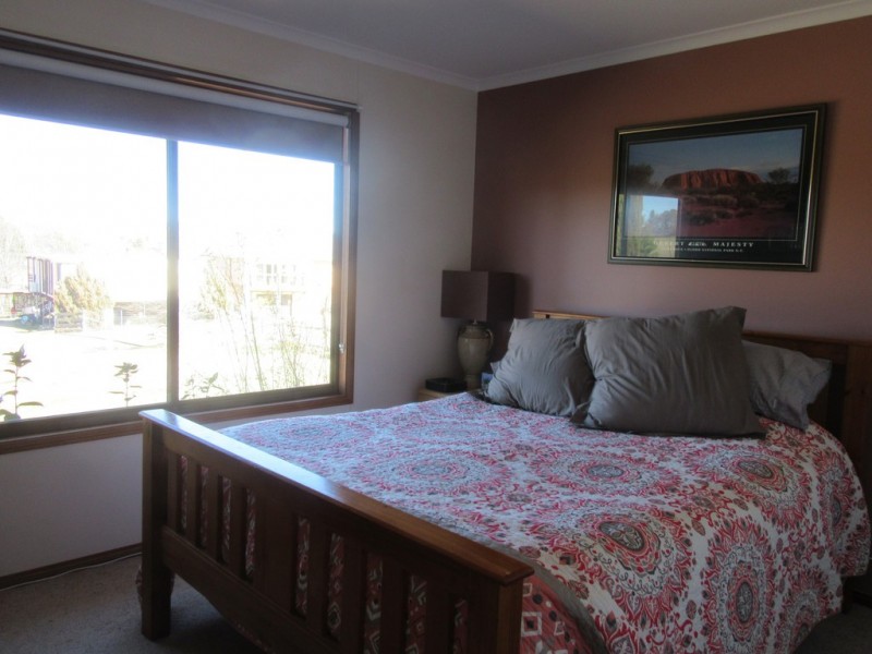 27 STOKE STREET, Adaminaby NSW 2629