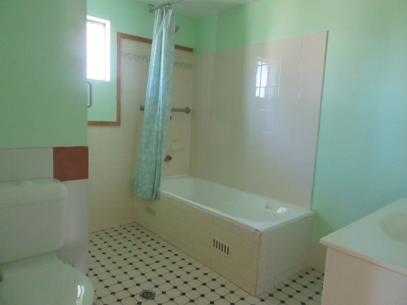 21 WANGIE STREET, Cooma NSW 2630