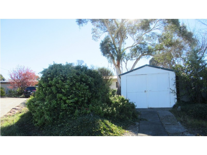 4 AMAROO STREET, Cooma NSW 2630