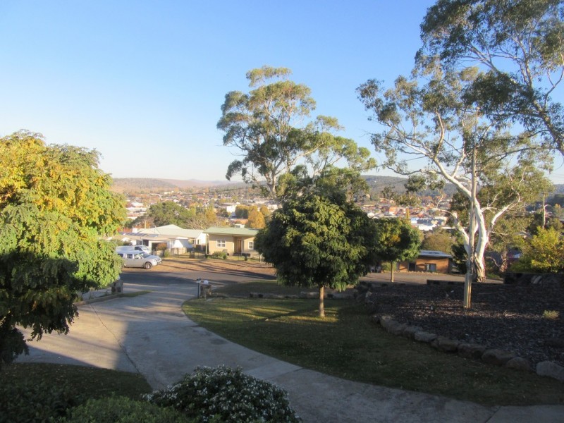 6 West Baron St, Cooma NSW 2630