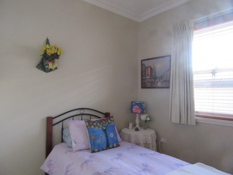 6 West Baron St, Cooma NSW 2630