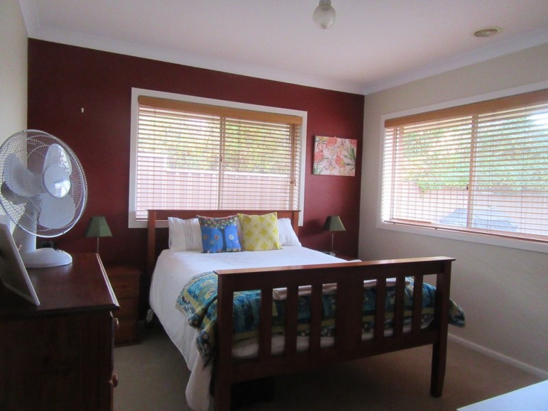 6 West Baron St, Cooma NSW 2630