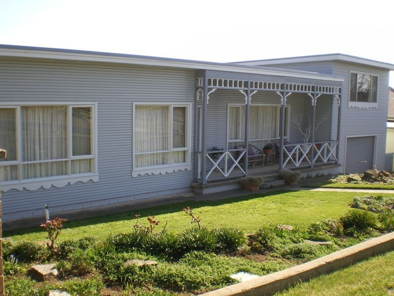 5 Elizabeth St, Cooma NSW 2630