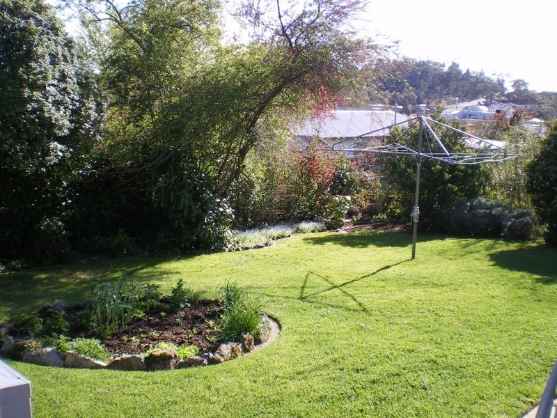 5 Elizabeth St, Cooma NSW 2630