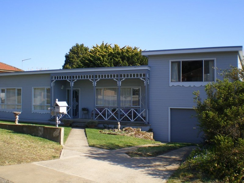 5 Elizabeth St, Cooma NSW 2630