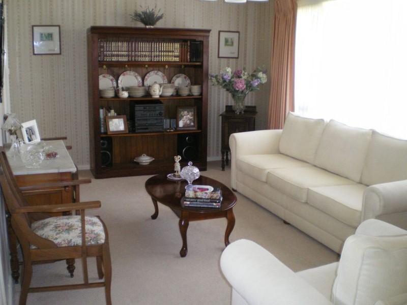 5 Elizabeth St, Cooma NSW 2630