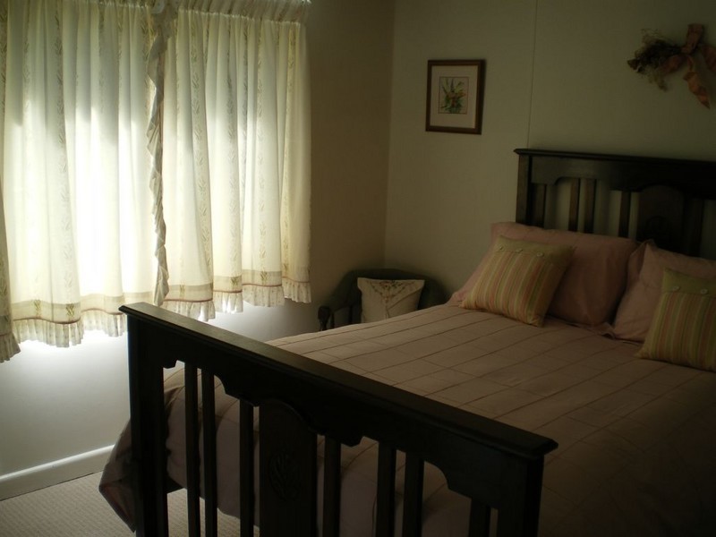 5 Elizabeth St, Cooma NSW 2630