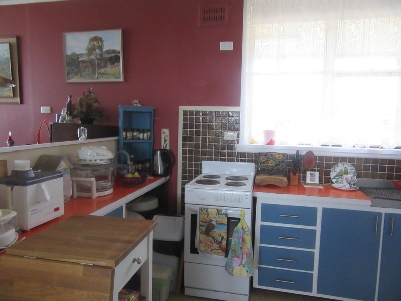 21 YAREEN RD, Cooma NSW 2630