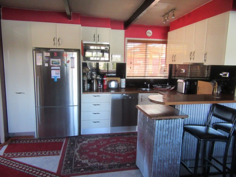 3 COSGROVE STREET, Adaminaby NSW 2629