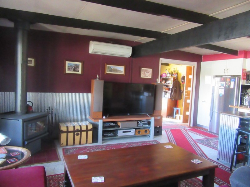 3 COSGROVE STREET, Adaminaby NSW 2629