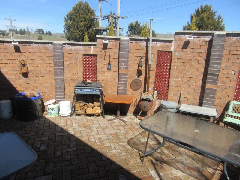 3 COSGROVE STREET, Adaminaby NSW 2629