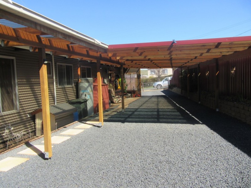 3 COSGROVE STREET, Adaminaby NSW 2629