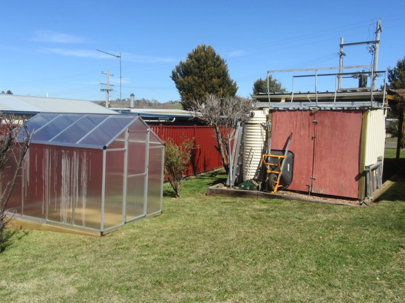 3 COSGROVE STREET, Adaminaby NSW 2629