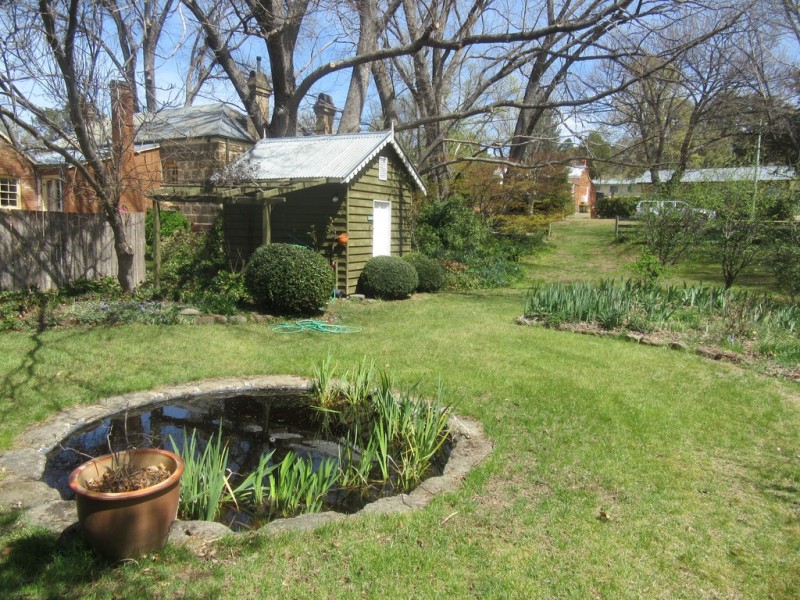 18 LAMBIE STREET, Cooma NSW 2630