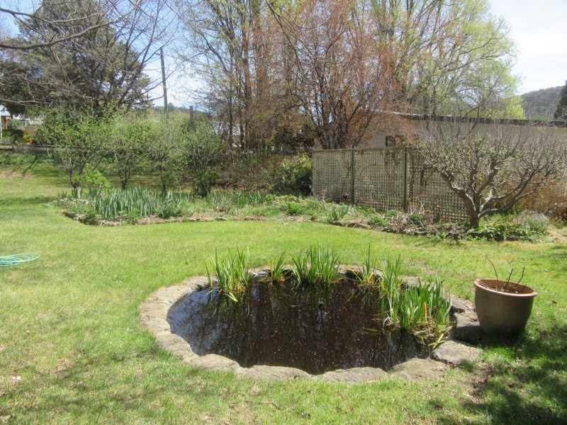 18 LAMBIE STREET, Cooma NSW 2630