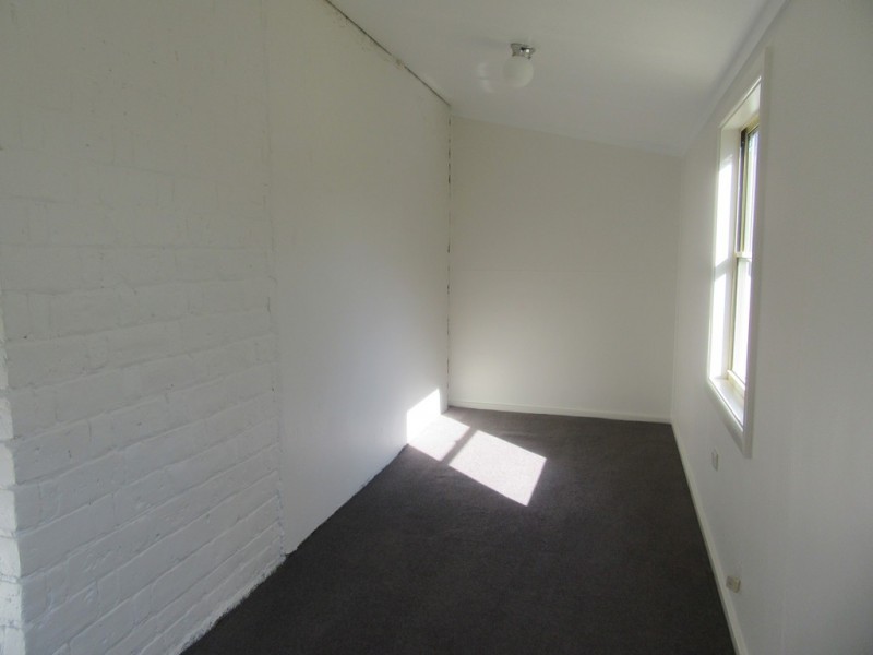 10 DENISON STREET, Cooma NSW 2630