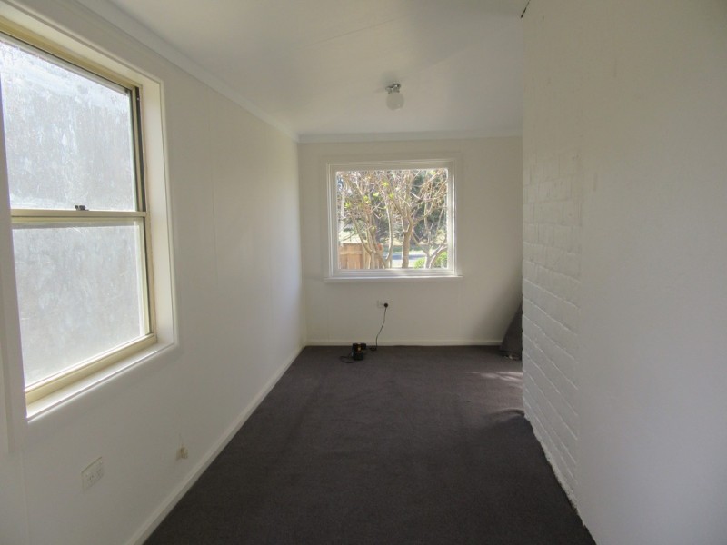 10 DENISON STREET, Cooma NSW 2630