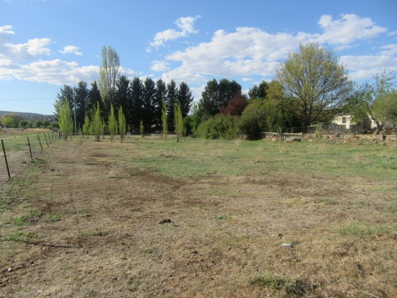 10 DENISON STREET, Cooma NSW 2630