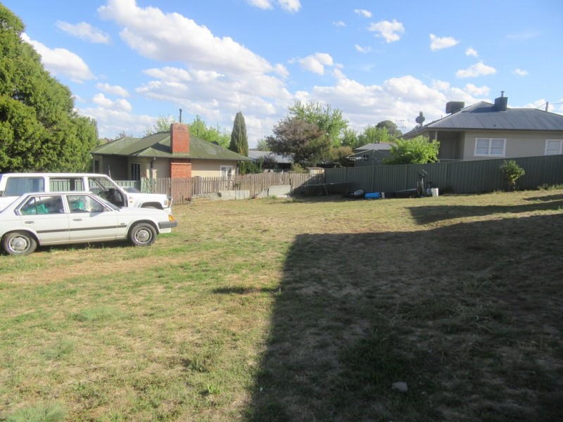 12 SMITH STREET, Cooma NSW 2630