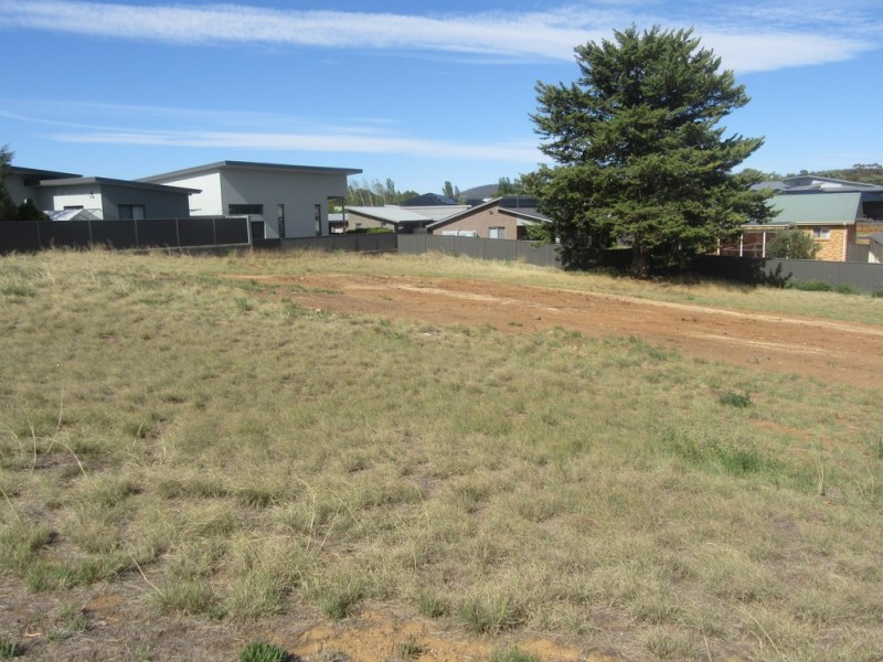 13 and 17 Monaro Av, Cooma NSW 2630