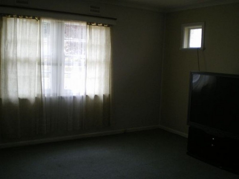 61 Bradley St, Cooma NSW 2630