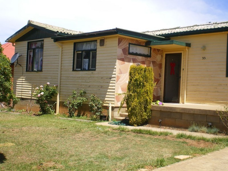 33 Waggun St, Cooma NSW 2630