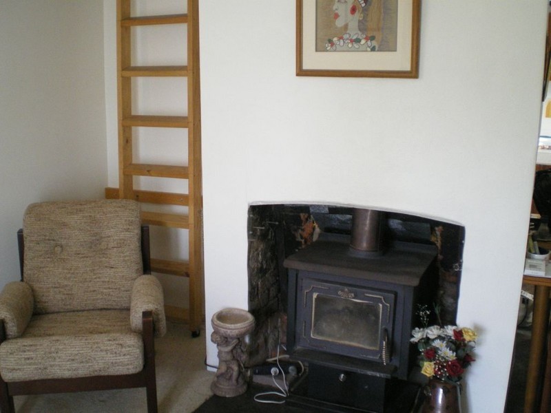 7 High St, Bombala NSW 2632