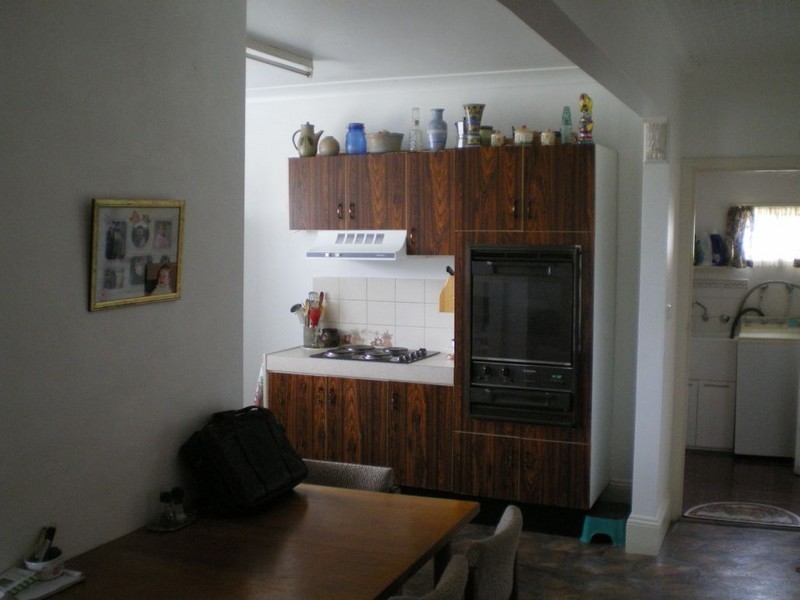 7 High St, Bombala NSW 2632