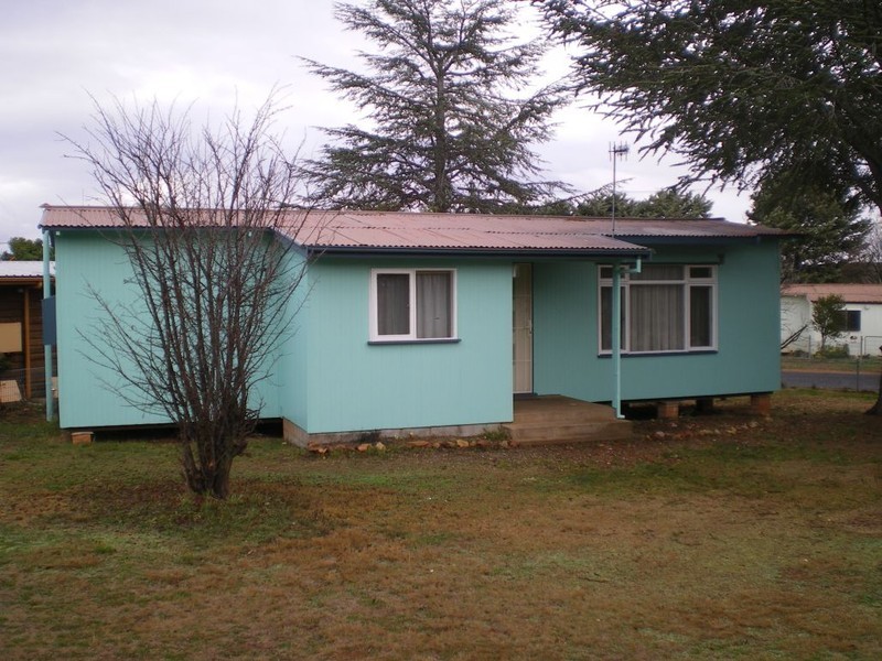 6 Nulang Pl, Cooma NSW 2630