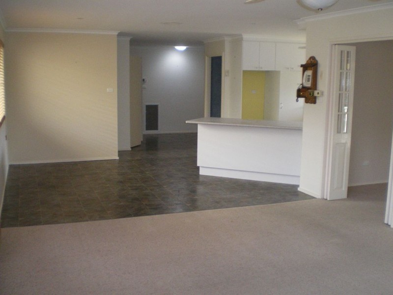 4 Nambucca St, Cooma NSW 2630