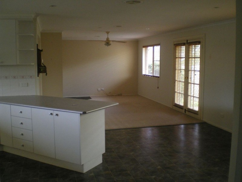 4 Nambucca St, Cooma NSW 2630