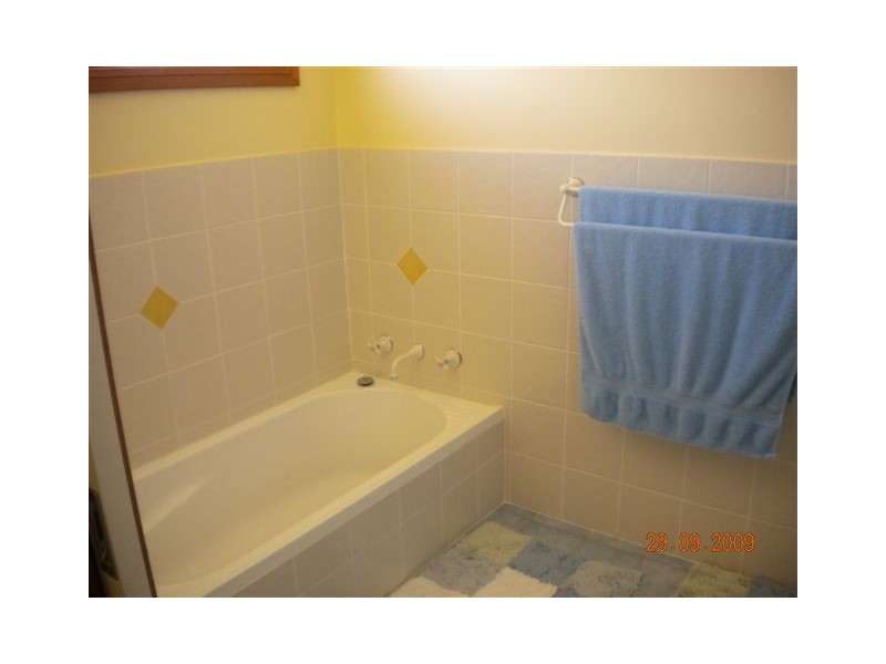 6 Monaro Av, Cooma NSW 2630