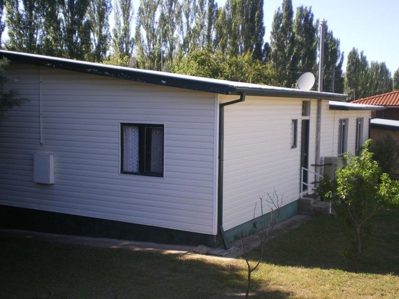 27 Church Rd, Cooma NSW 2630