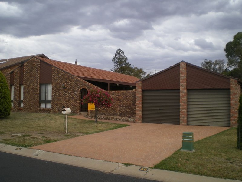 42 Tulong Av, Cooma NSW 2630