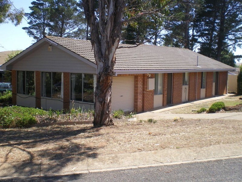 4 Woolalla St, Cooma NSW 2630