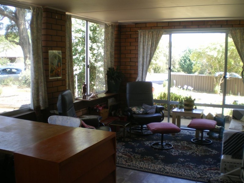 4 Woolalla St, Cooma NSW 2630