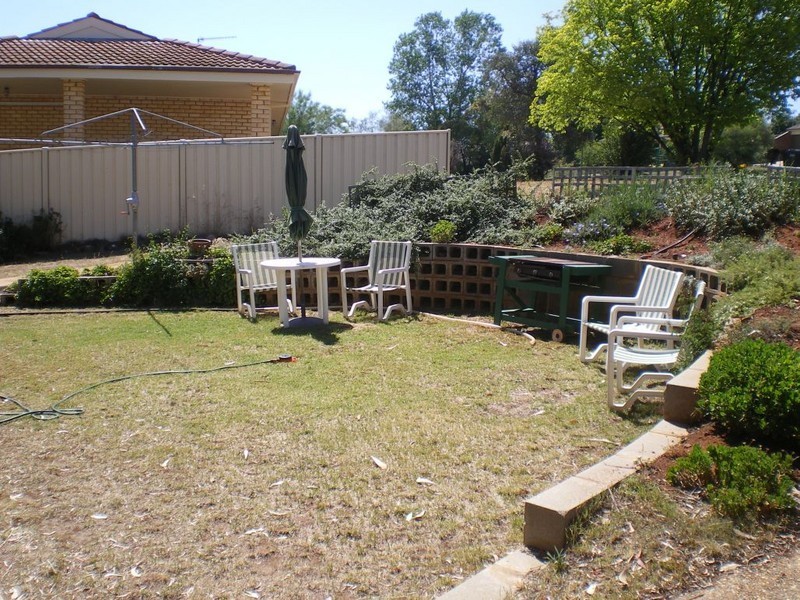 4 Woolalla St, Cooma NSW 2630