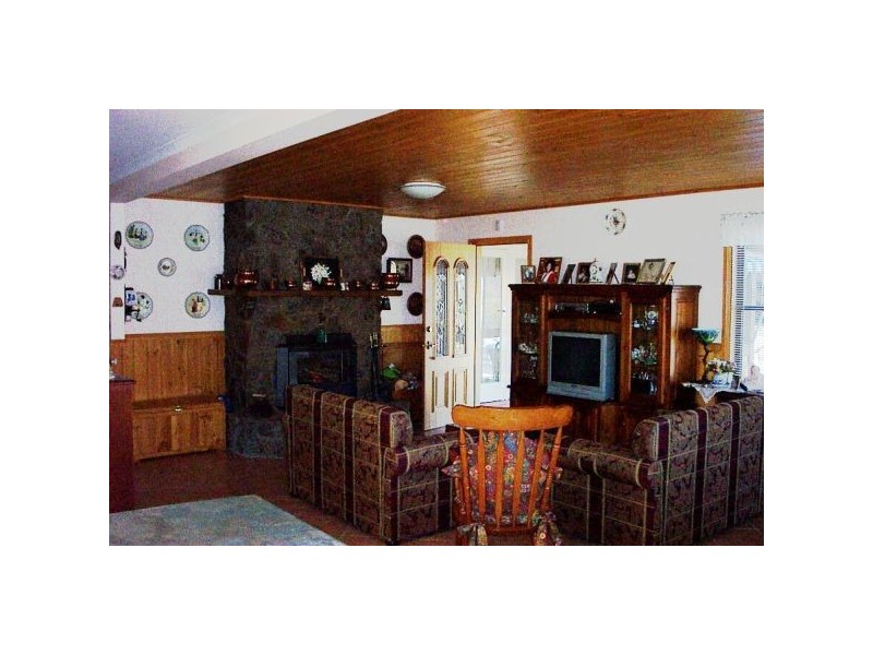 10 Peninsula Rd, Anglers Reach NSW 2629
