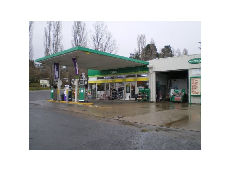 . Snowy Mountains Hway, Adaminaby NSW 2629