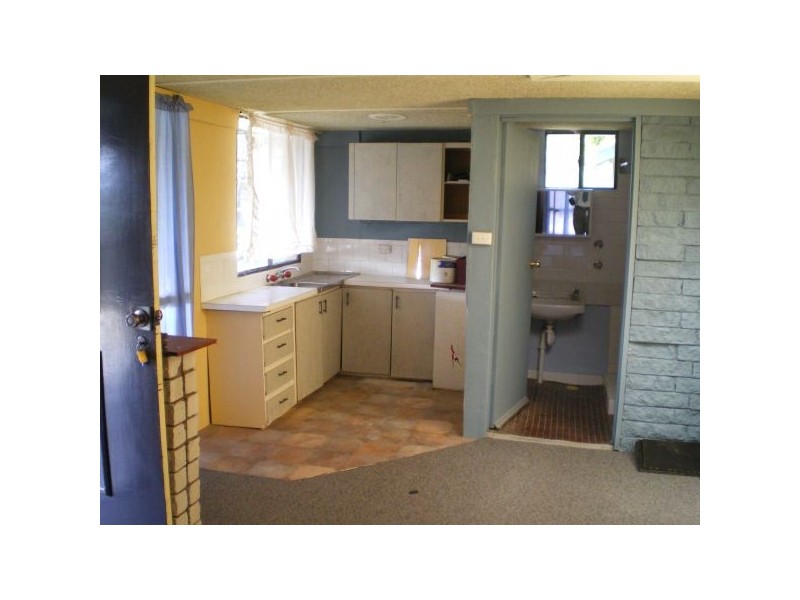 2 Mosely Av, Cooma NSW 2630