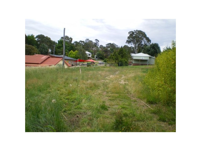 27 Harris St, Cooma NSW 2630