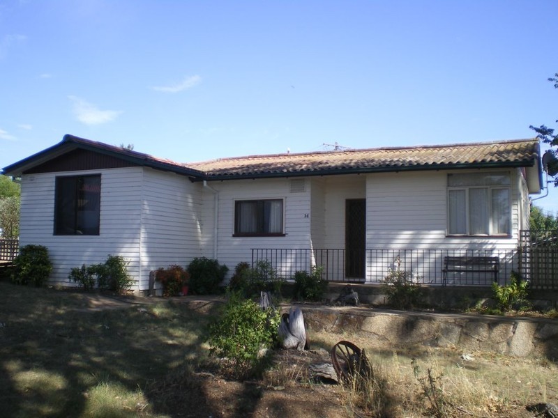 14 Waggun St, Cooma NSW 2630