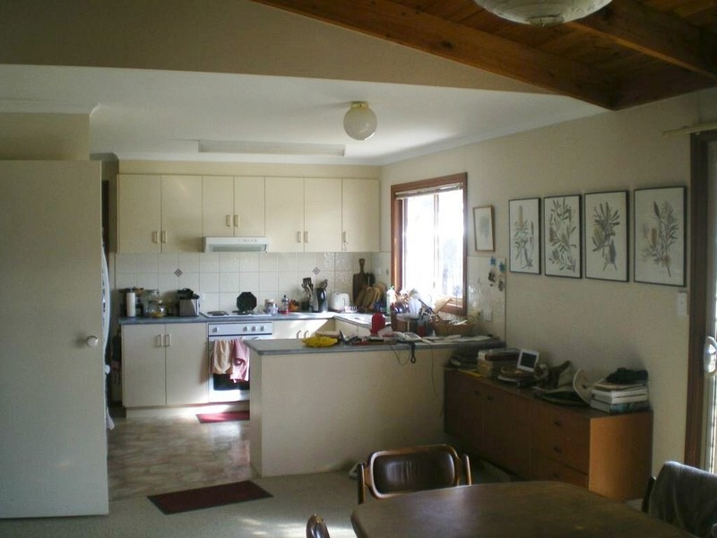 33 Snowy Creek Ave, Cooma NSW 2630