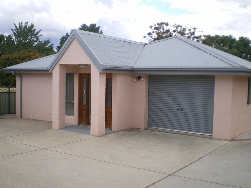 20 A Bent St, Cooma NSW 2630