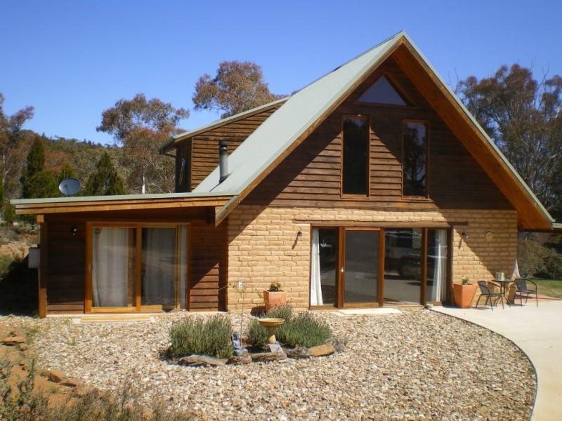 17 Coventry Close, Cooma NSW 2630