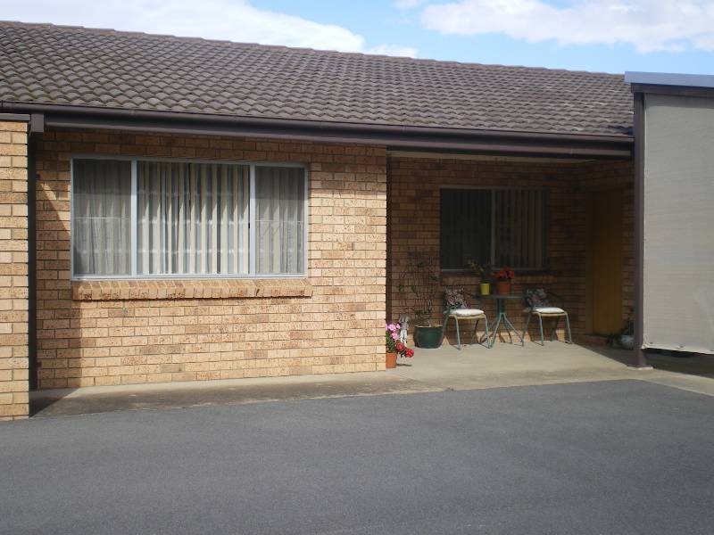 1/4 Tumut Street, Cooma NSW 2630