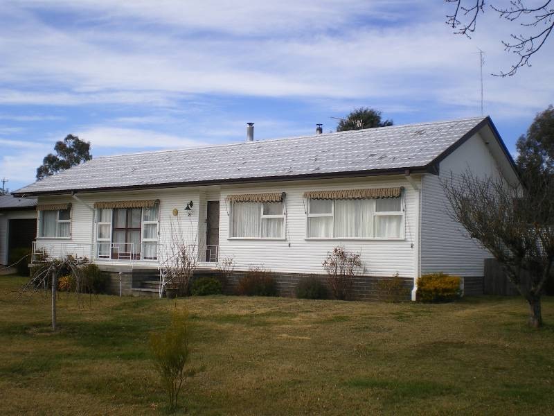 21 North Boyd Street, Nimmitabel NSW 2631