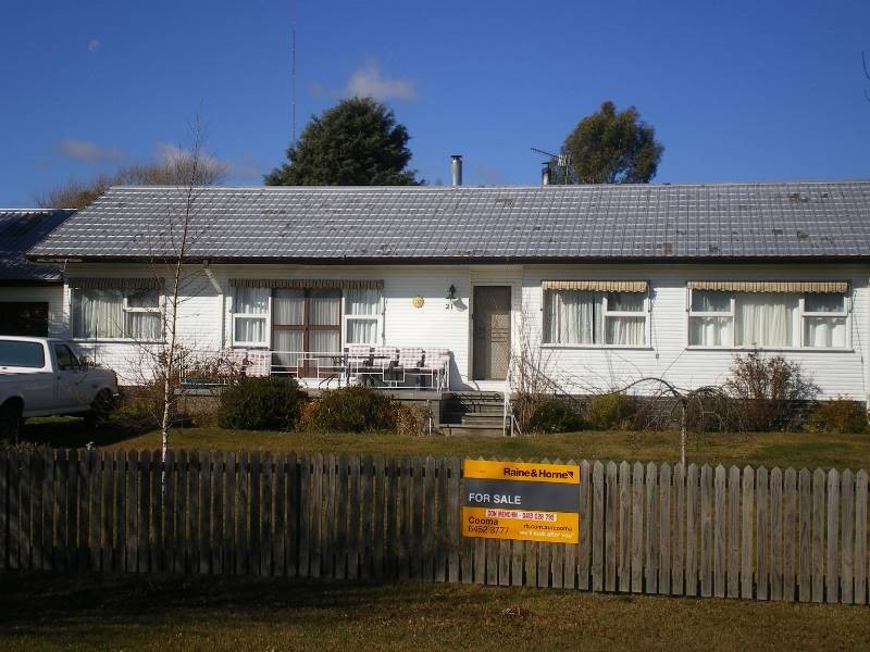 21 North Boyd Street, Nimmitabel NSW 2631