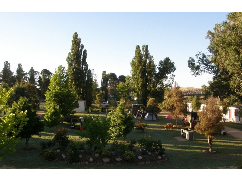 1 Hamilton st, Dalgety NSW 2628